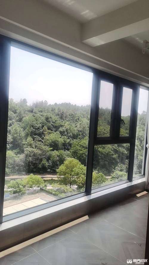 匠心细致，服务让空间焕然一新——专业保洁与软装清洗专家